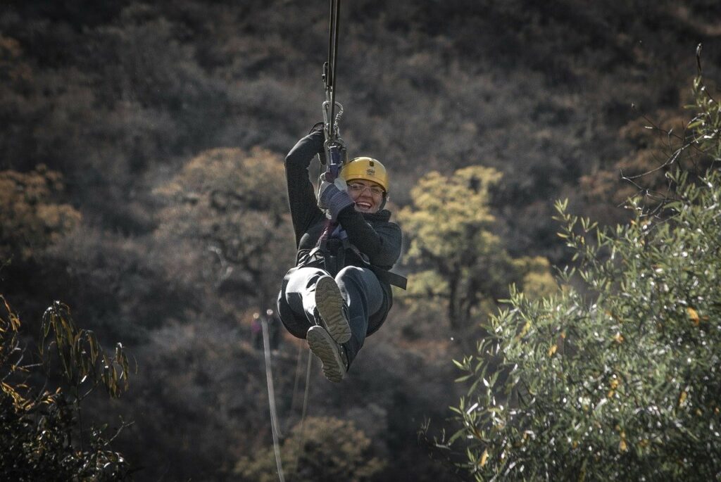 Area Attractions Zipline | Fireside Inn & Suites at Lake Winnipesaukee - Gilford, New Hampshire